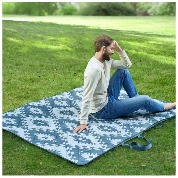 Pendleton Other - Pendleton Packable Blanket Aztec Western Tribal Picnic NWT Desert Springs